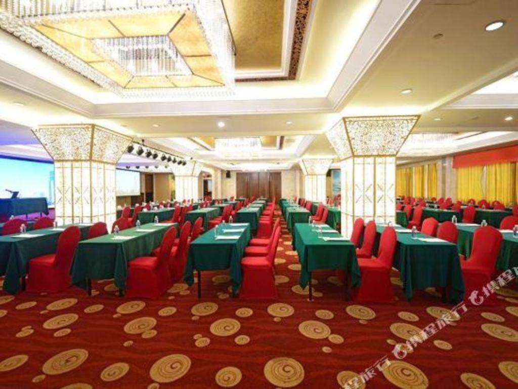 Golden Sea View Hotel Haikou Haikou  Eksteriør billede